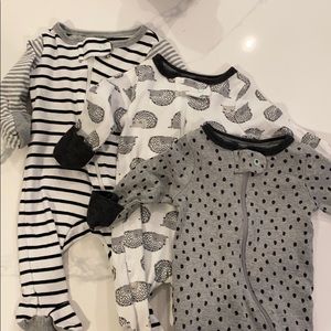 Newborn sleep and play pack of 3